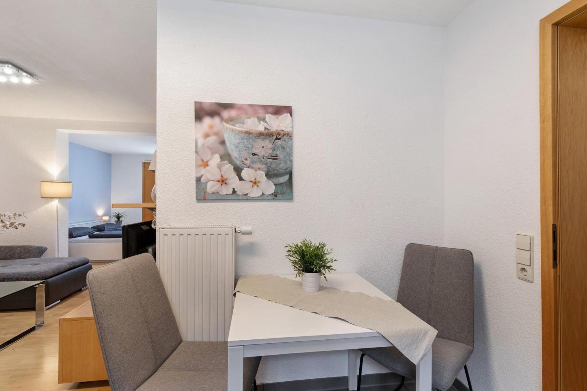 Ferienwohnung Emilia, 36Qm Münsingen Exterior foto
